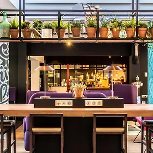 Отель Novotel Lyon Meeting & Events
